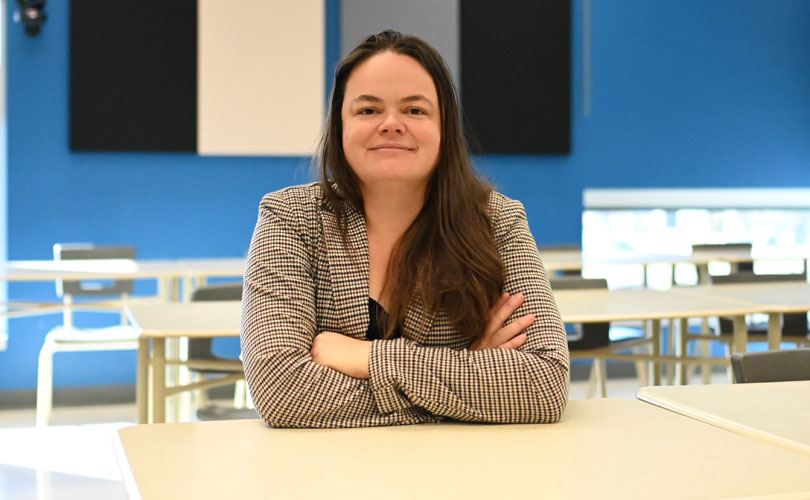 Ariane Plaisance fait partie de l’équipe de la Chaire interdisciplinaire de recherche sur la santé et les services sociaux (CIRUSSS). (Photo : Christian Dumont)