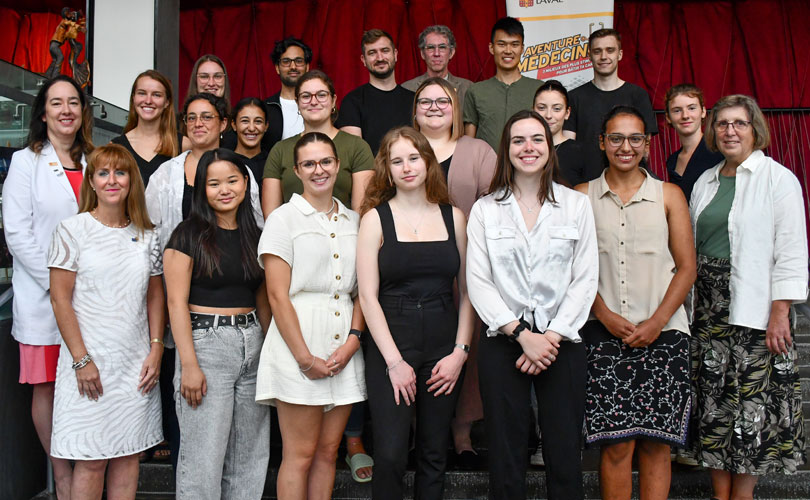 La première cohorte en médecine à Rimouski est formée de 18 étudiantes et étudiants. (Photo : Stéphane Lizotte)