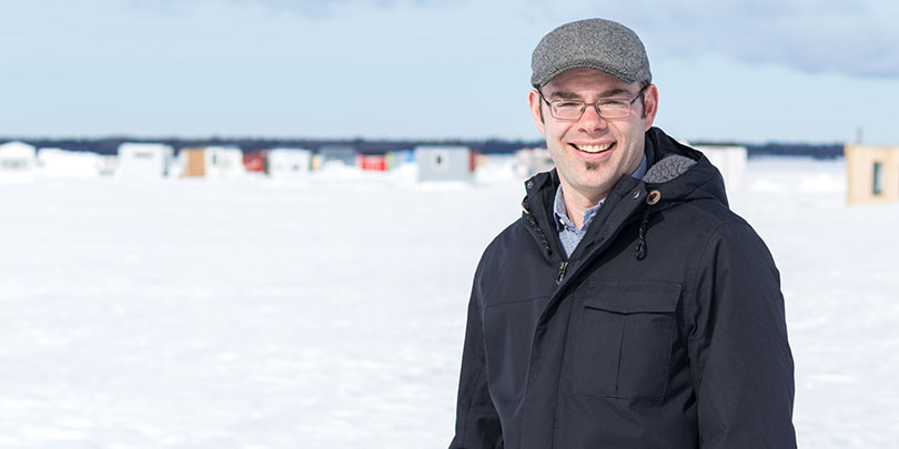 Dominique Robert, professeur en océanographie biologie et titulaire de la Chaire de recherche du Canada en écologie halieutique à l’UQAR-ISMER