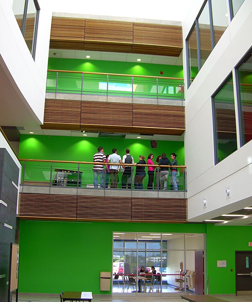 L'atrium au campus de Lévis